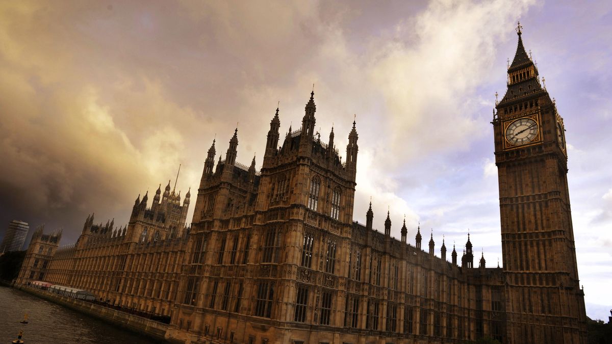 Shadowy Westminster figures 'keen' to get involved in Celtic boys club scandal - Scottish Daily Express