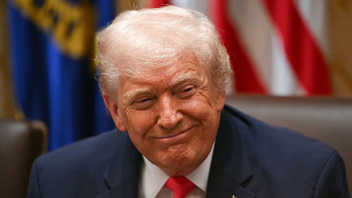 Tax expert explains how tariffs could still exist if Supreme Court strikes it down - The Mirror US
