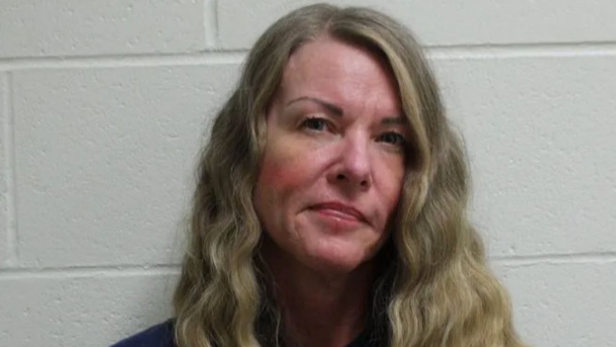 Evil 'cult mom' child killer Lori Vallow seen in jail pic after being handed life sentence - The Mirror US