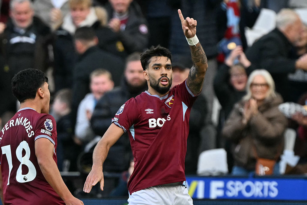 Espirito Santo hoping to find 'solution' to Paqueta's future - and provides latest injury update