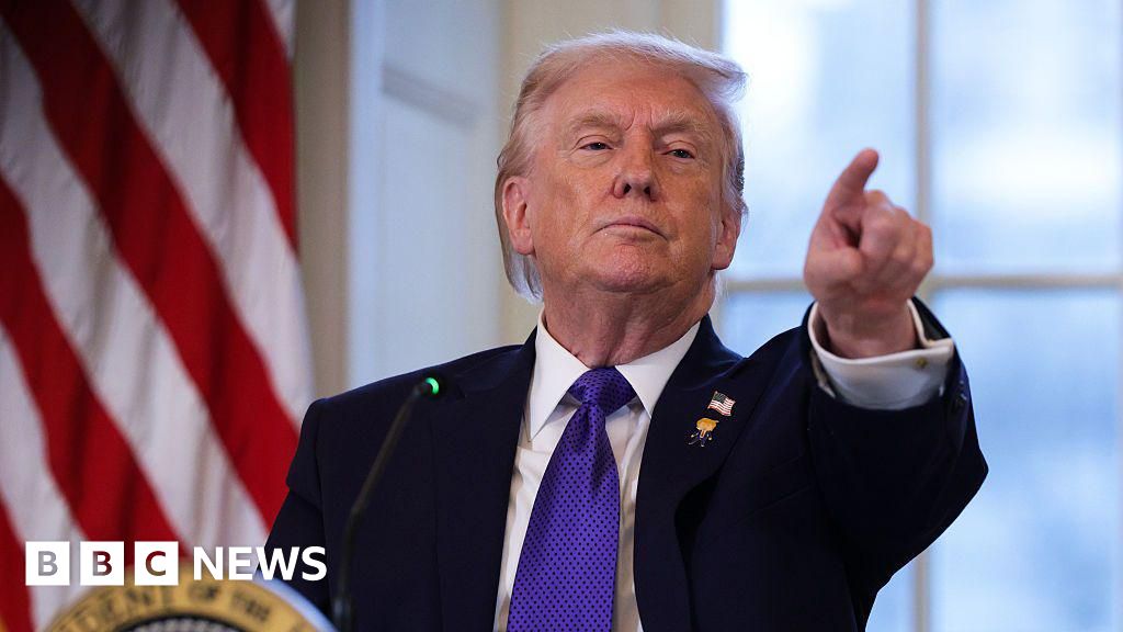 Trump tells Cuba to 'make a deal, before it is too late'