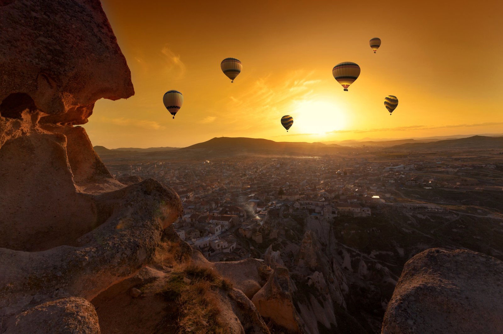 World heritage in Turkey: Cappadocia, the magical realm of fairy chimneys and hot air balloon rides | Daily Sabah