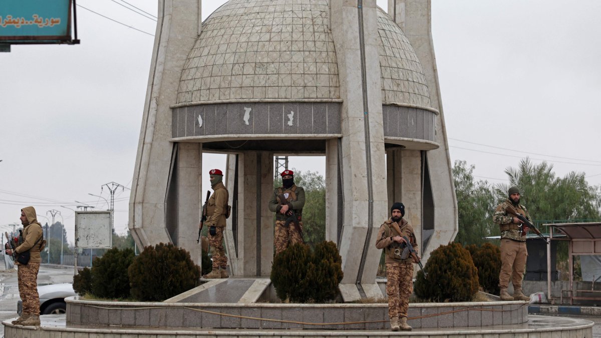 Türkiye welcomes Syria’s gains in quelling PKK/YPG terrorists | Daily Sabah