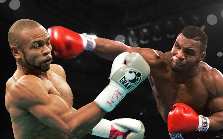 "If Tyson Can't Catch Him, It's Gonna Be a Lousy Fight" - Evander Holyfield Gives His Prediction for Mike Tyson vs Roy Jone Jr. - EssentiallySports