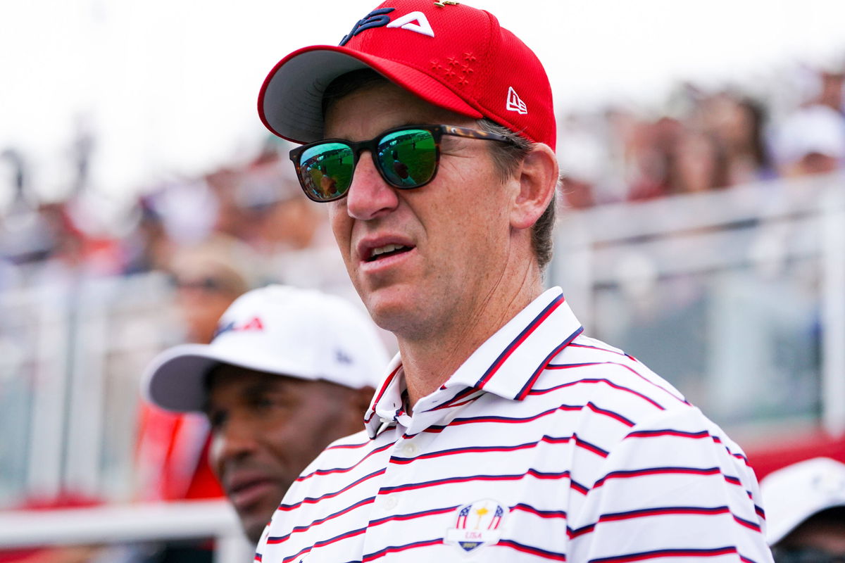 Eli Manning Gets Concerning News After Giants Legend's Career Update - EssentiallySports