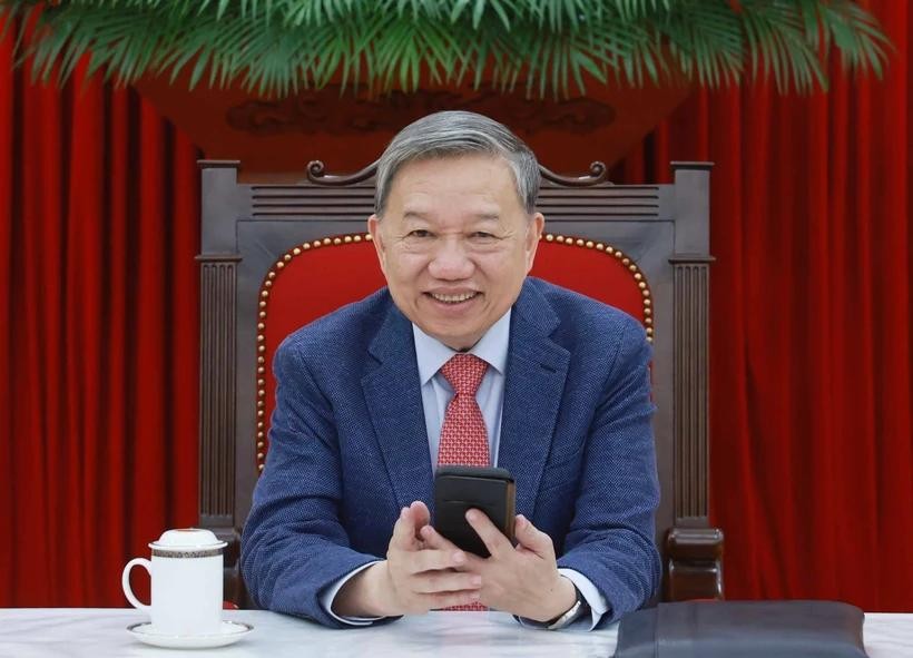 Vietnamese Party chief holds phone talks with US President | SGGP English Edition