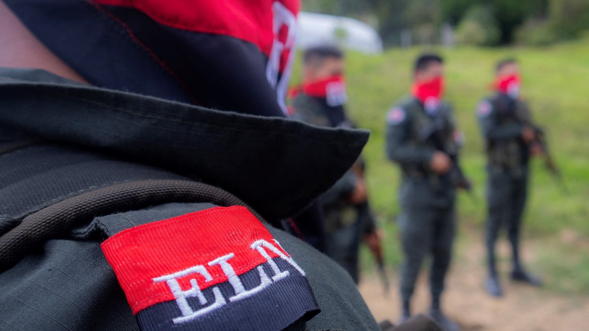 Venezuela's interim regime began to expel guerrillas out of its territory after Maduro's capture
