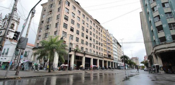 Da "capital do Nordeste" a pior cidade para manter uma empresa no Brasil. Por que o Recife ficou assim?