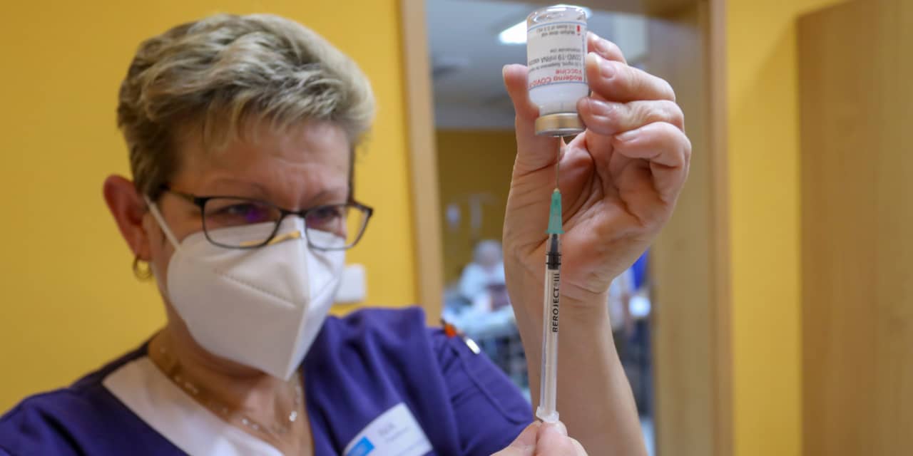 Moderna Stock Sinks. The Puzzling Reason Its Flu Vaccine Was Rejected.