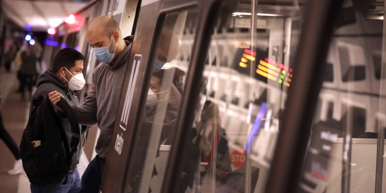 Unemployment Claims Rise Again as Virus Surges