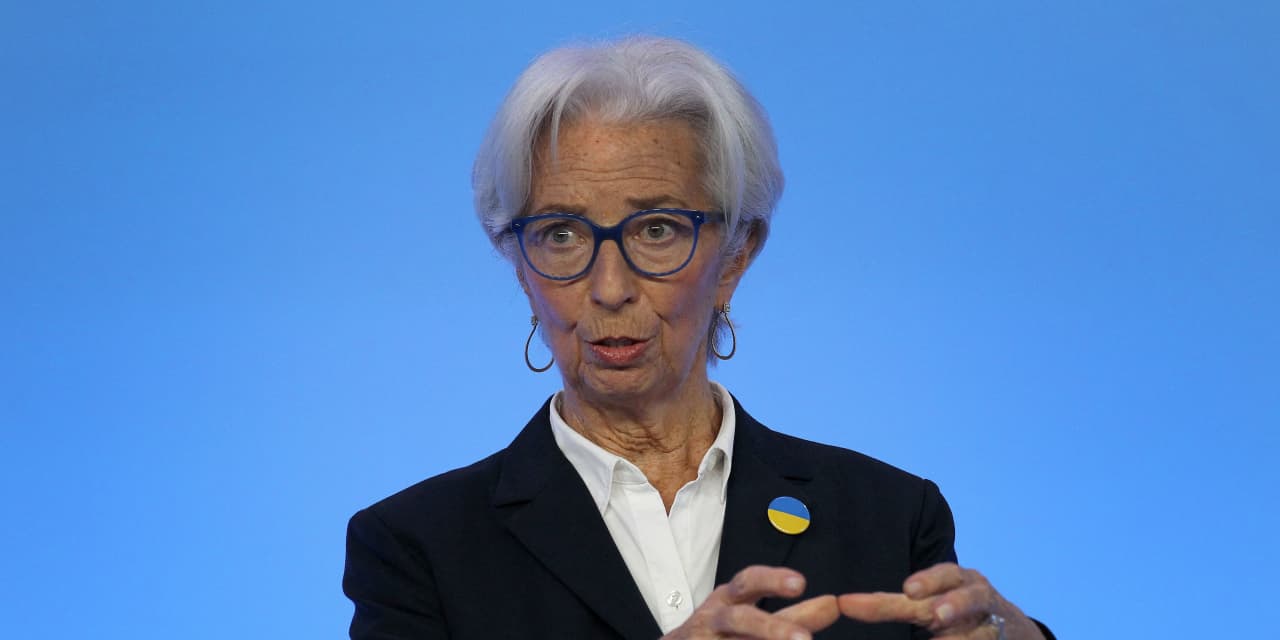 ECB Steps Up Pace of Rate Increases to Match the Fed