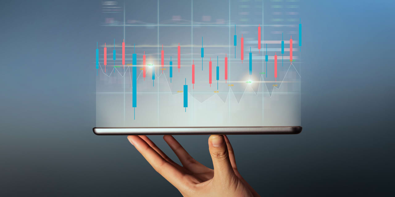 Is an AI Bubble Forming? Assessing Stock Market Risks and Lessons from the Late 90s.