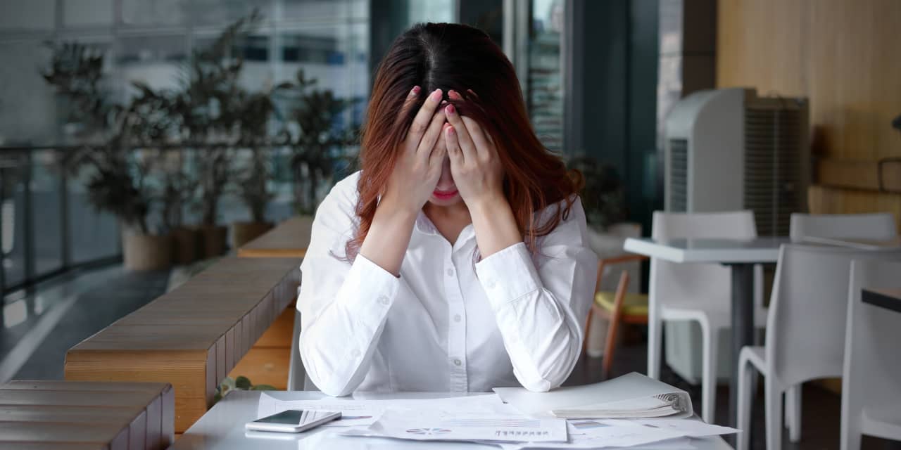 You Hate Your Job. How to Hang On Until Hiring Picks Up.