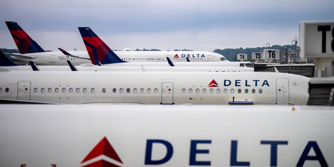 Delta and Other Airlines Are Sending a Warning. Is a Recession Coming?