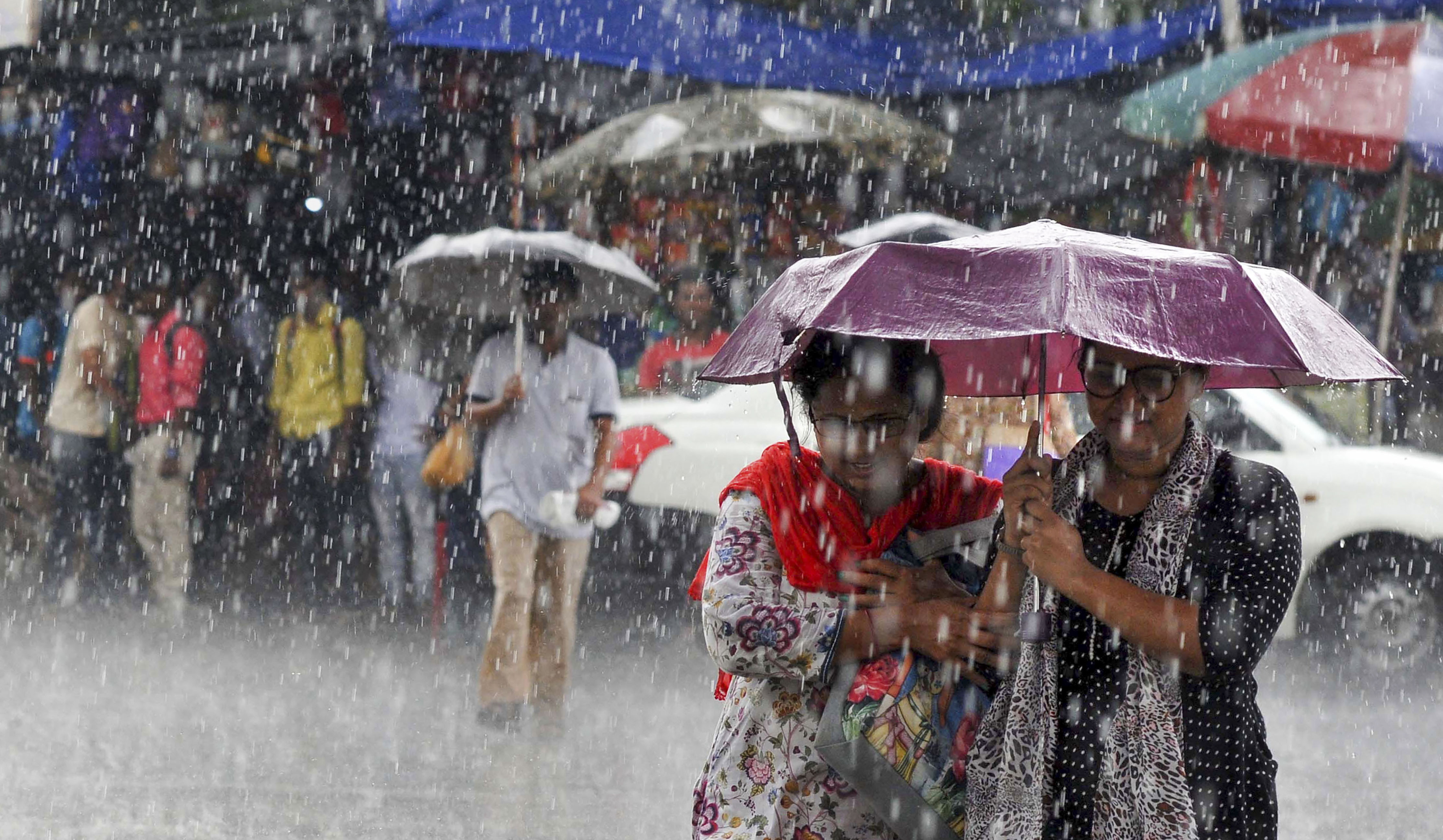 Poor monsoon likely to hit crop output, amplify rural slowdown