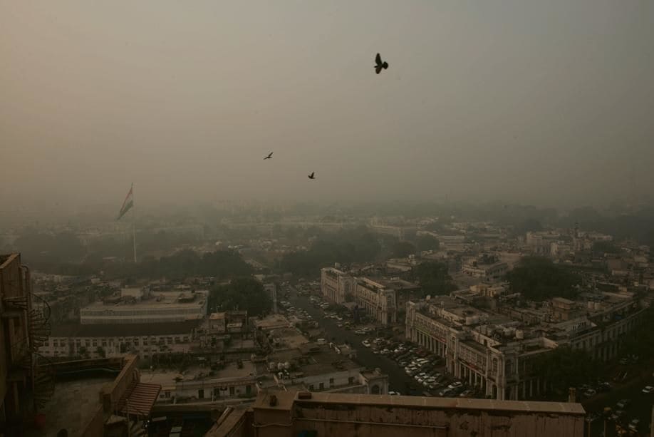Public health emergency in Delhi as air quality shows no sign of improvement