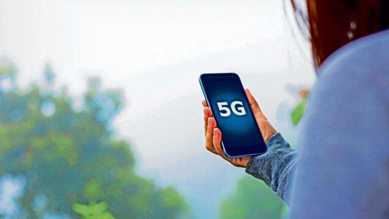 Airtel, Jio may use own cash reserves for 5G spectrum buys | Mint