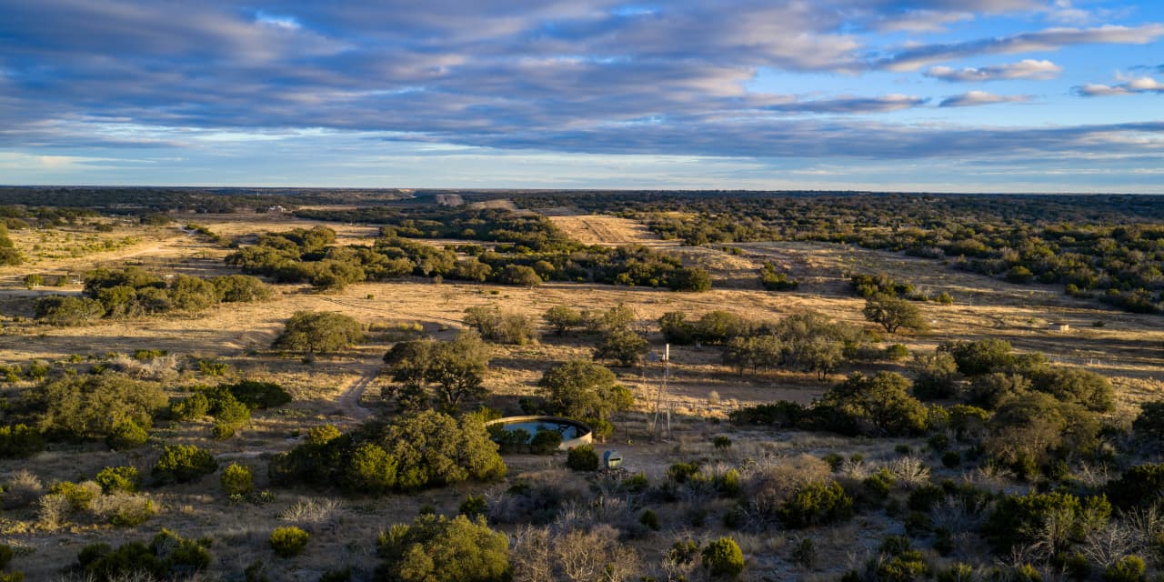 West Texas Ranch Spanning 4,800 Acres—Including Caves and Mines—Lists for $9.76 Million - Mansion Global