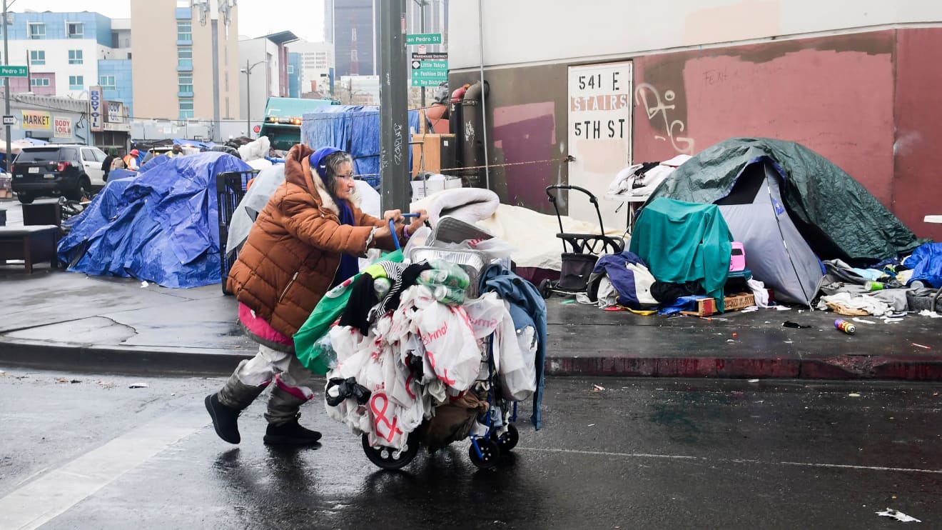 Here’s how homeless Americans can get their $1,400 stimulus check — pass it on - MarketWatch