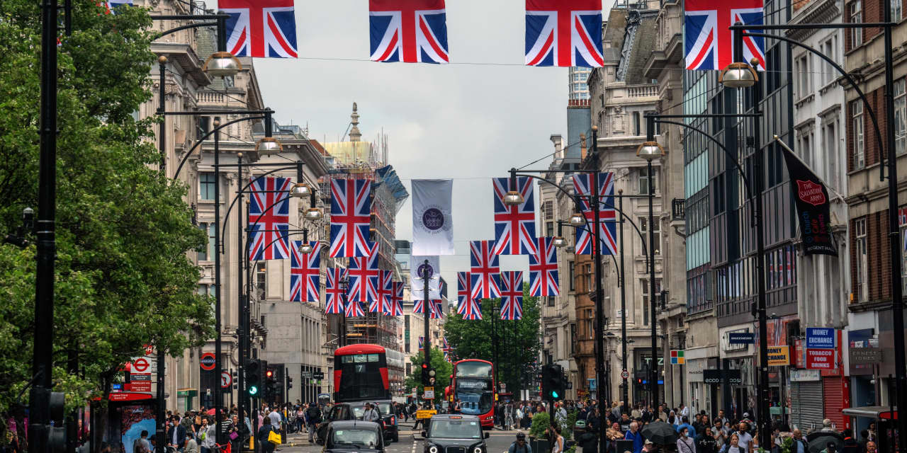 U.S. property buyers are flocking to London due to dollar strength, claims high-end brokerage - MarketWatch