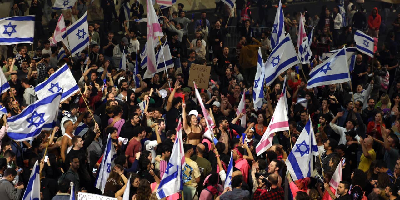 McDonald’s Israel shuts branches, as workers join general strike against judicial reforms - MarketWatch