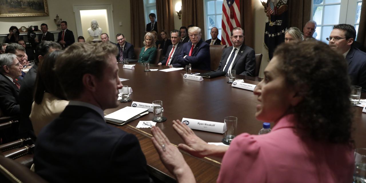 Trump Warns of Dangers in Banning Vape Flavors - WSJ