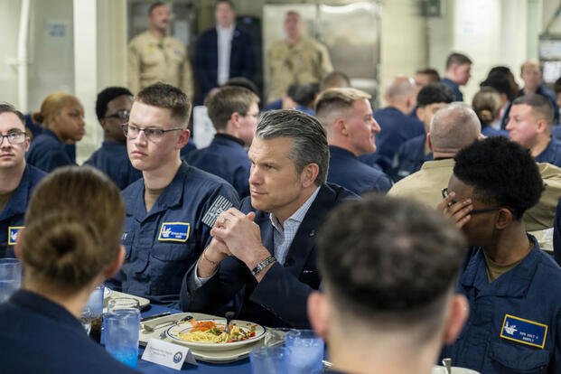 Defense Contractors Report Invite to Pentagon's Christian Prayer Service | Military.com