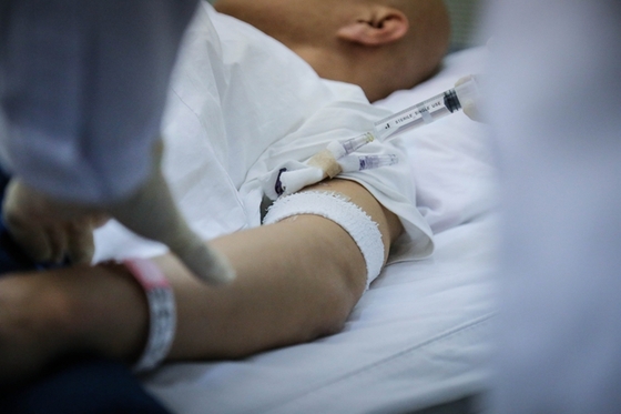 China Diagnoses 131,000 New HIV Cases This Year - Caixin Global