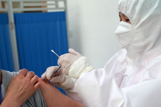 China Started Giving Medical Workers Experimental Covid-19 Vaccine Last Month, Official Reveals - Caixin Global