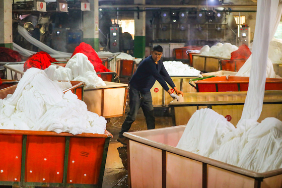Zhejiang Orders Production Suspensions to Meet Energy Targets - Caixin Global