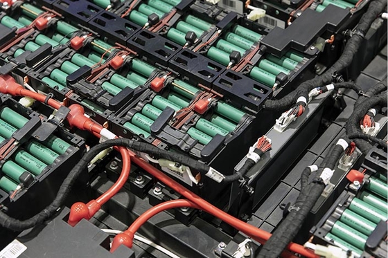 Battery-Grade Lithium Price Jumps More Than Fourfold to Hit New Record - Caixin Global