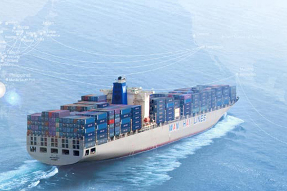Shipping Companies Pay Out Bumper Bonuses as Supply Chain Chaos Boosts Profits - Caixin Global