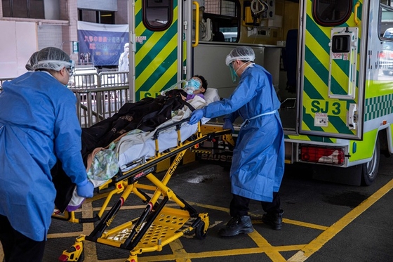 Hong Kong Health Expert Downplays City’s Covid Fatality Rate - Caixin Global