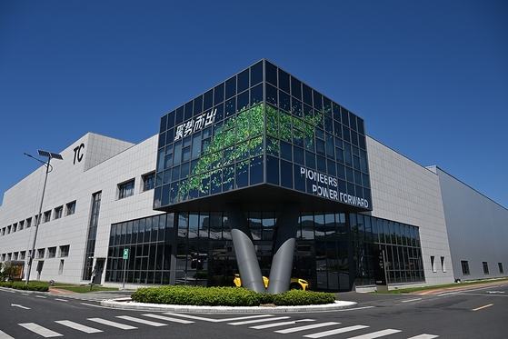 VW China Venture Secures First EU Tariff Exemption With EV Price Pledge - Caixin Global
