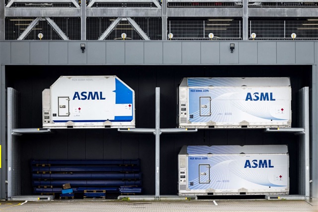 TSMC to start using high-NA EUV tools for A14P in 2028