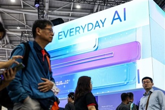 Tariff wars and AI demand reshape electronics supply chain structure in 2025