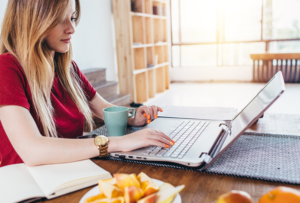 How to Manage Work and Stress When Working From Home
