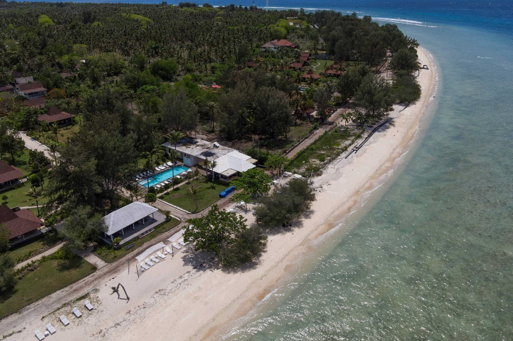 Coronavirus turns Gili Trawangan into desert of abandoned resorts - Destinations - The Jakarta Post
