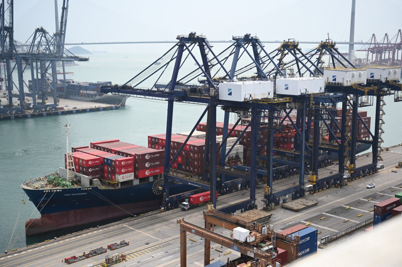 Asian economies weigh impact of fresh Trump tariff moves, confusion - Economy - The Jakarta Post