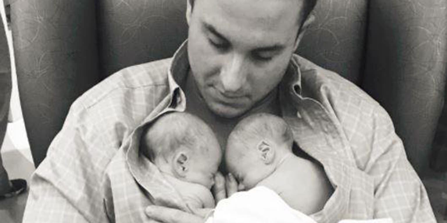 Tigers' McCann brings twin boys to Lakeland