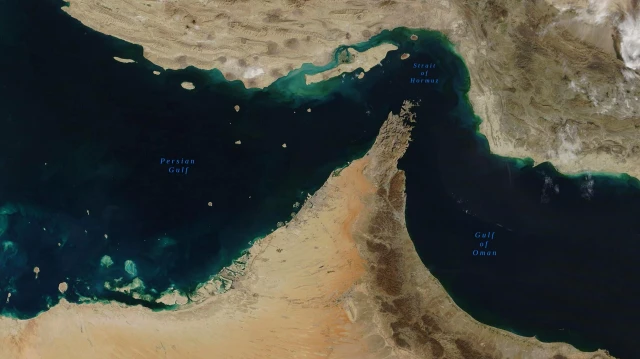 Only four vessels transit Strait of Hormuz in 24 hours amid US-Iran escalation