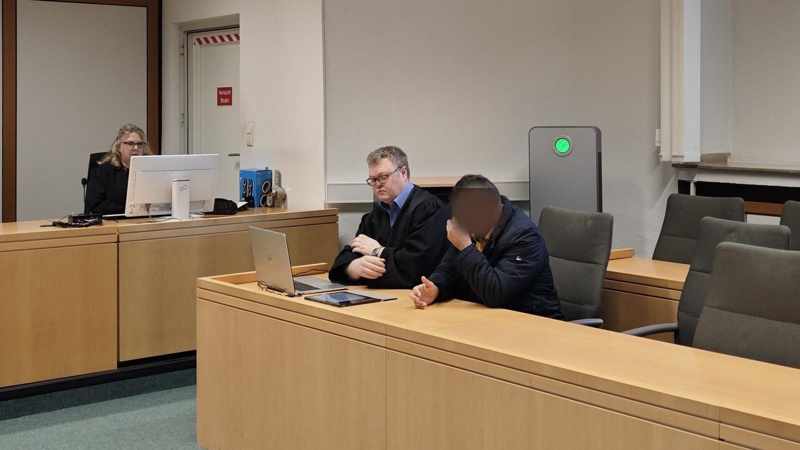 Zwangs-Ehe mit 12-Jähriger arrangiert? Freispruch für Syrer