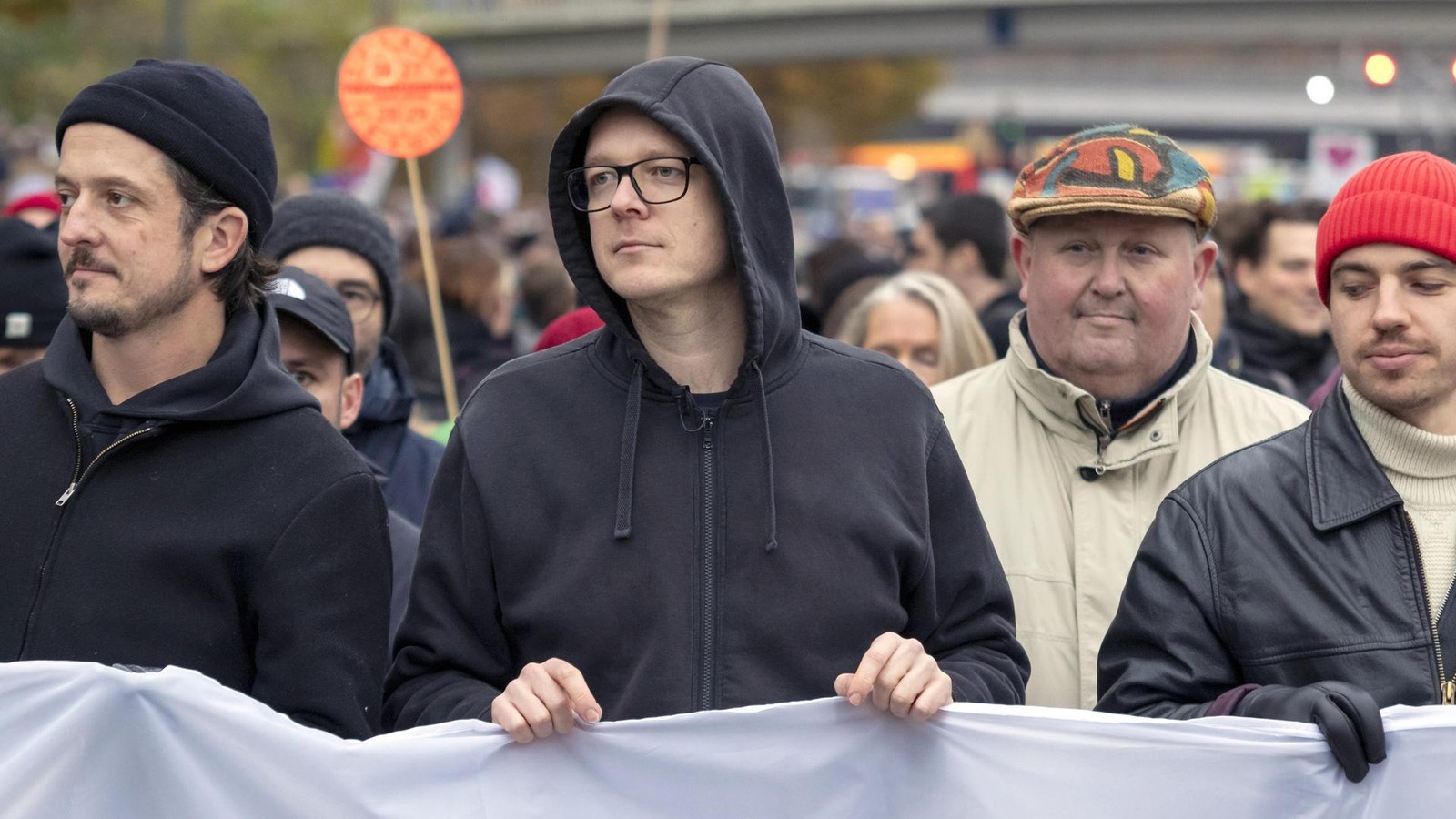 Prüf-Demo in Hamburg von Nico Semsrott – Polizei rechnet mit steigenden Teilnehmerzahlen