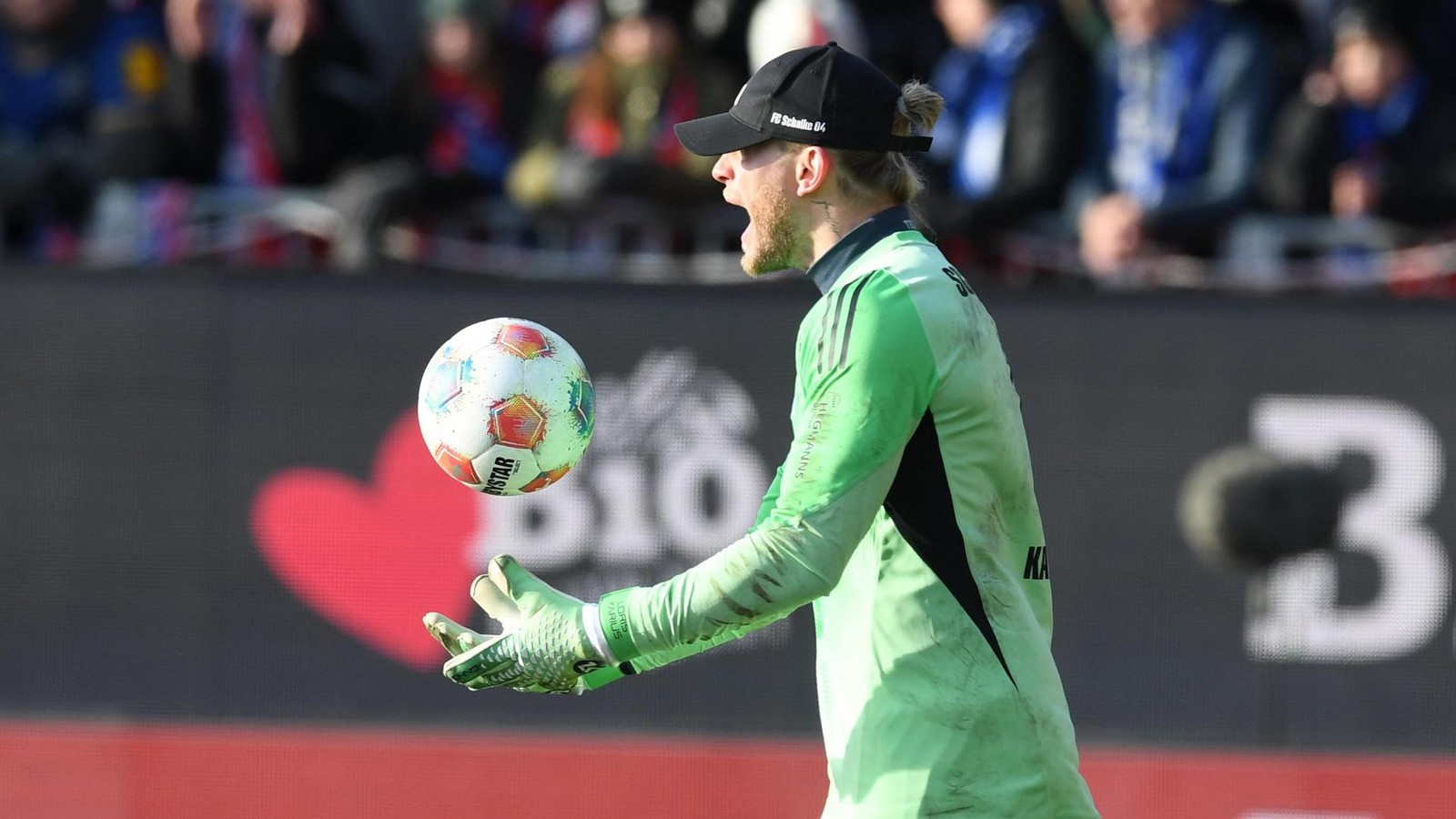Schalke: Karius spricht über Sonnen-Probleme – „Hatte ich bisher noch nicht“