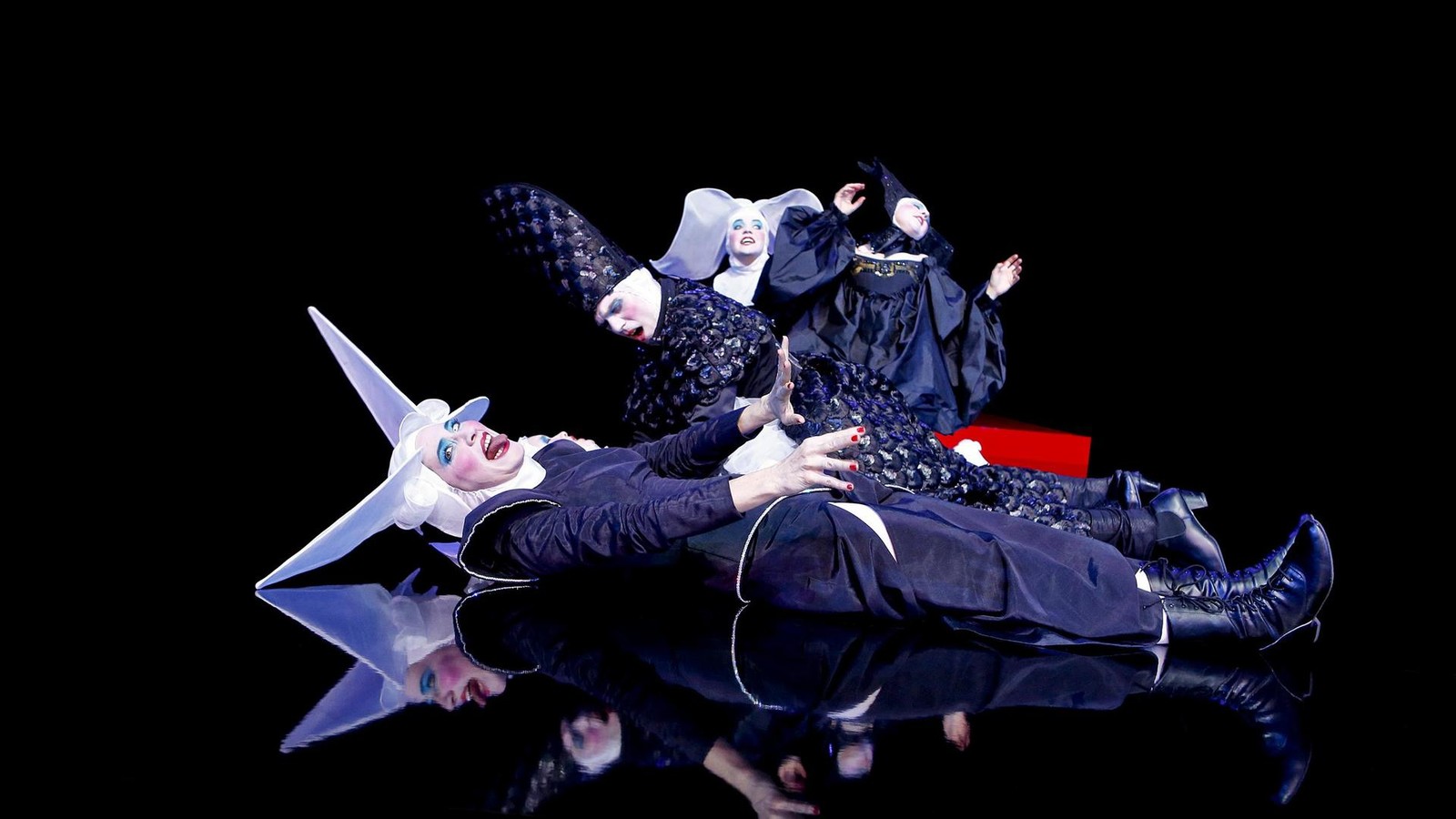 Buh-Rufe, Ekel und ein verprügelter Regisseur: Die größten Skandale am Schauspielhaus Bochum