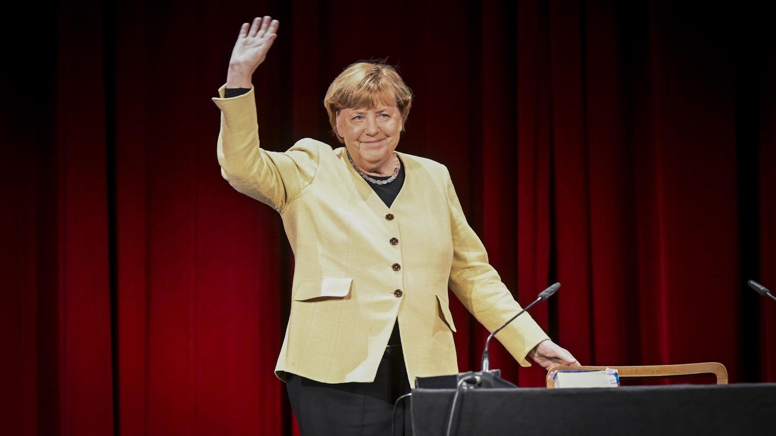 Essen feiert Angela Merkel: Stehende Ovationen in ausverkaufter Lichtburg