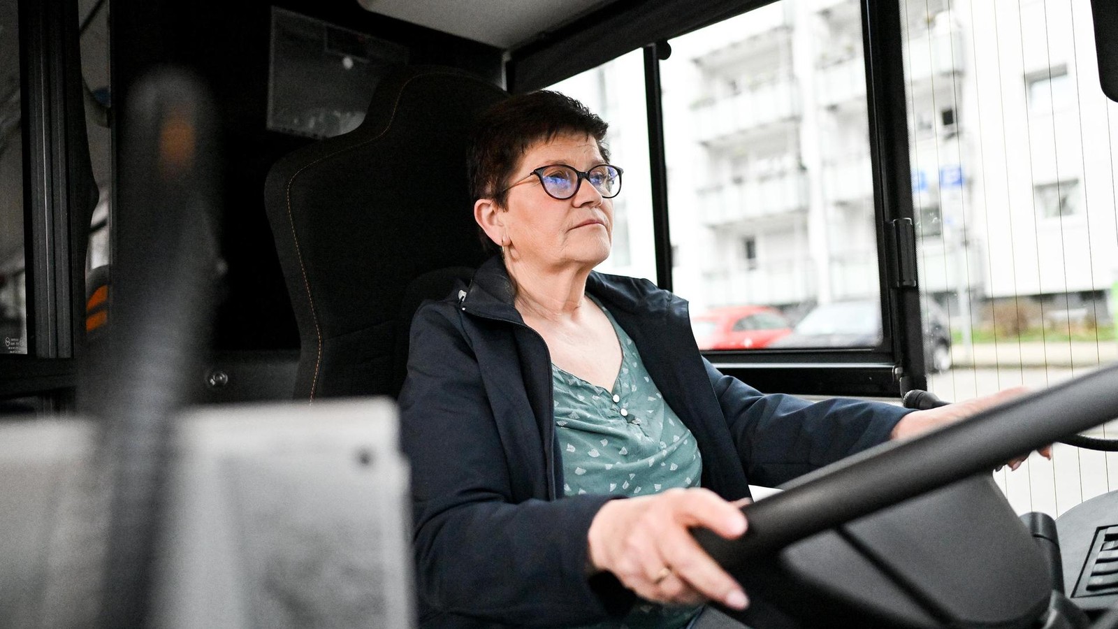 Auf diesen Job haben viele keine Lust: Warum Birgit Lietz trotzdem gern Bus fährt
