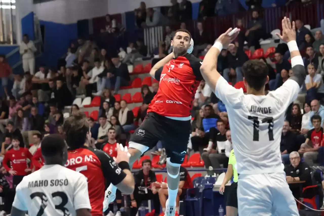 Agustinos Alicante, intratable en un duelo clave por el ascenso - VAVEL España