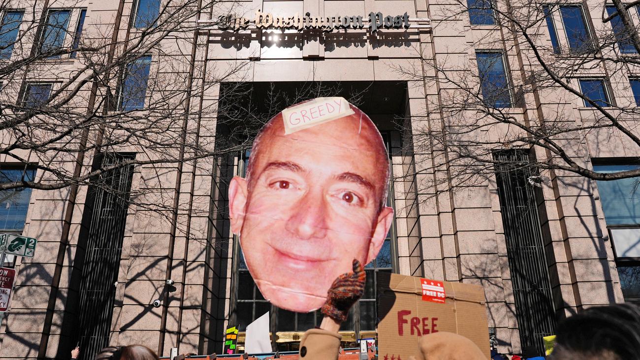 "Washington Post": Der Weltraum ist ihm näher als seine Zeitung | DIE ZEIT