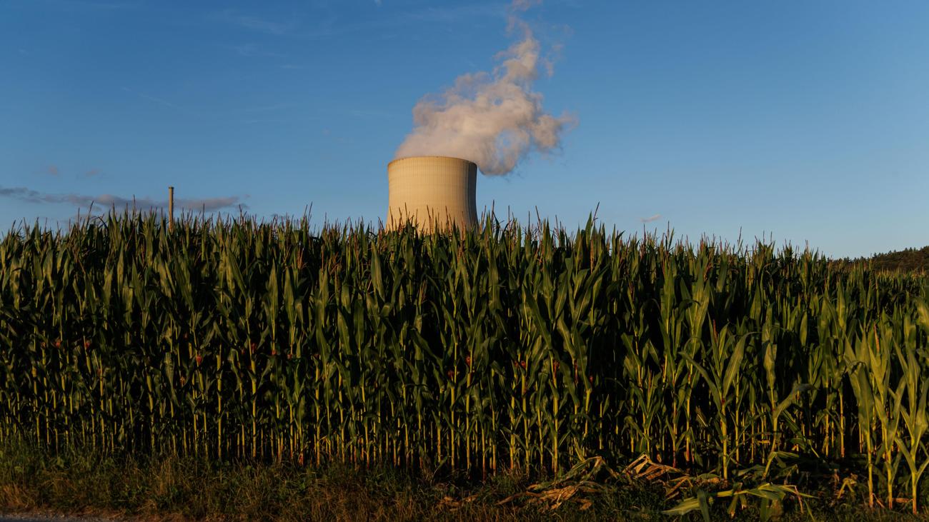 Strompreise: Robert Habeck verteidigt Ausstieg aus der Atomenergie | DIE ZEIT